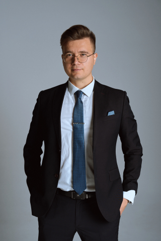 Дмитрий Беляев