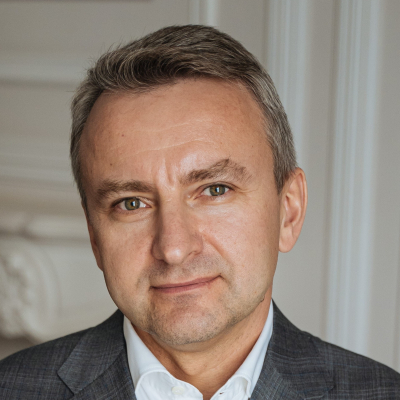 Александр Леднев