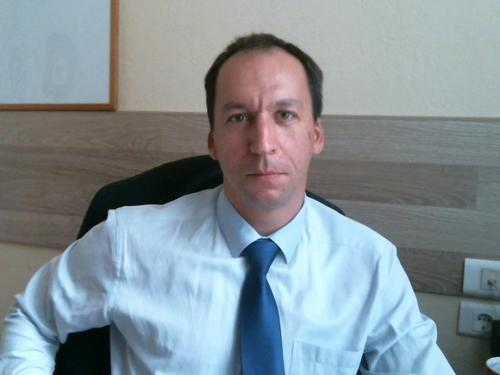 Сергей Лезов