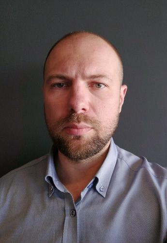 Вячеслав Кандауров
