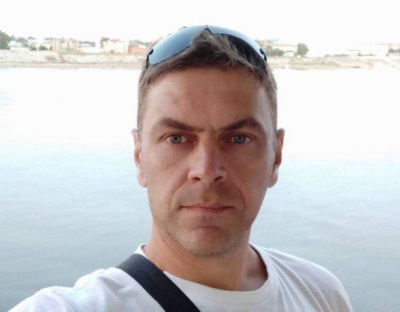 Александр Волков