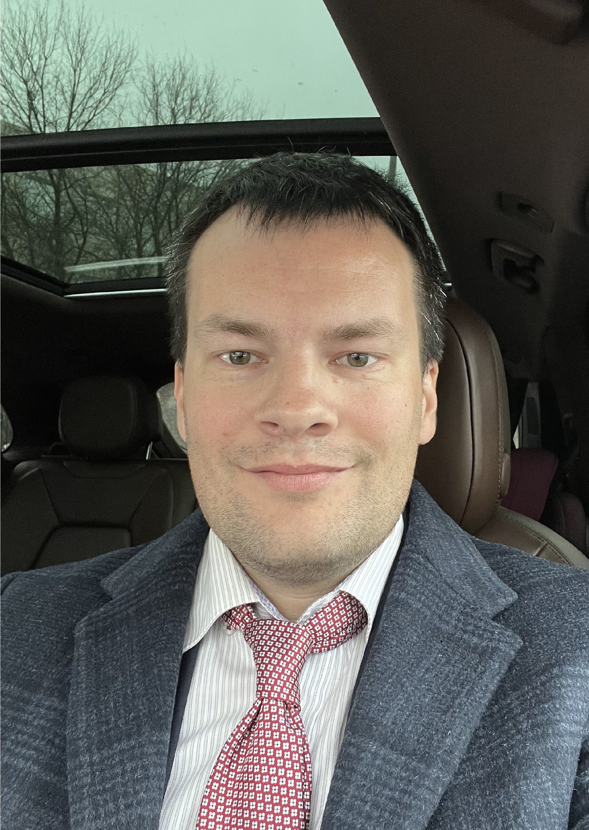 Александр Комиссаров