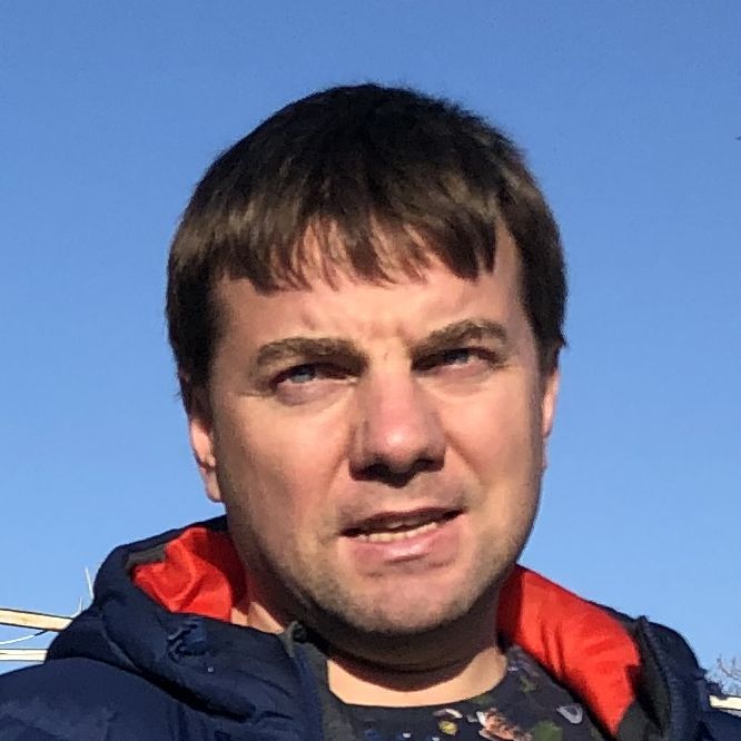 Виталий Иванов
