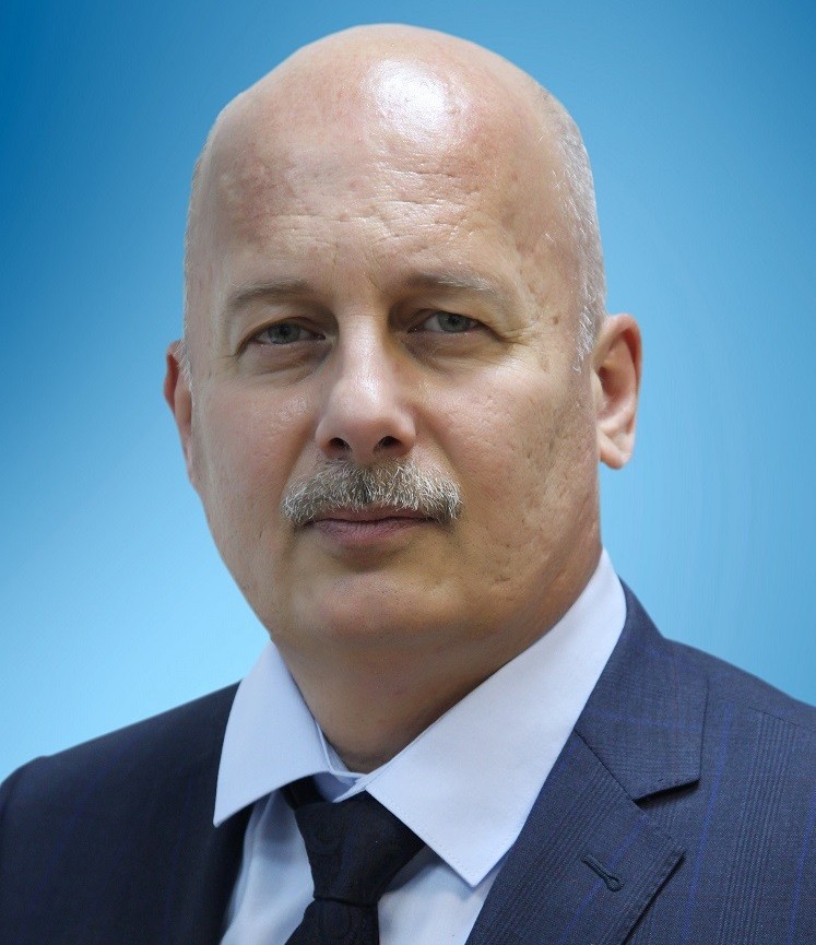 Максим Фролов