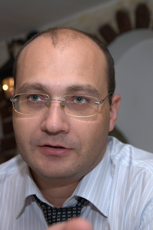 Владимир Максимов