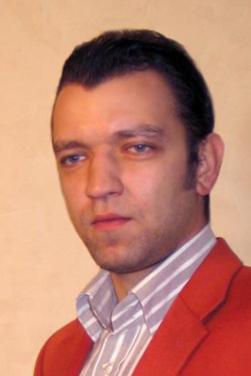 Дмитрий Емельянов